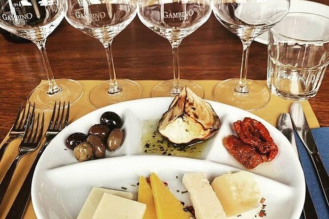 Etna panoramic private tour and Wine taste and food combination - The guide can shape the whole day
