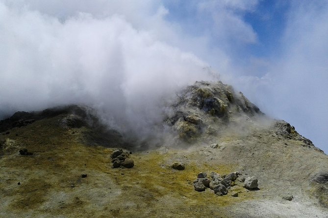 Etna Sud tour - Caves, woods, and changing volcanic terrain