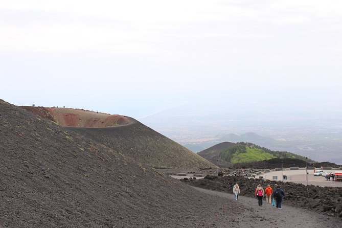 Etna & Taormina: Tasting, Cable car & off road to 2920m - The driver makes or breaks the day