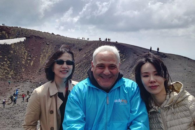 Etna & Taormina: Tasting, Cable car & off road to 2920m - Leaving Catania at 8:30 a.m.