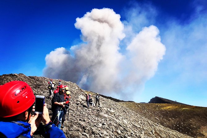 Etna - Trekking to the summit craters (only guide service) experienced hikers - The long descent that catches people out