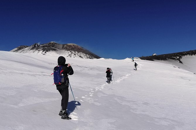 Etna: Winter excursion to 3.000mt - Taking the cable car to 2,500 meters