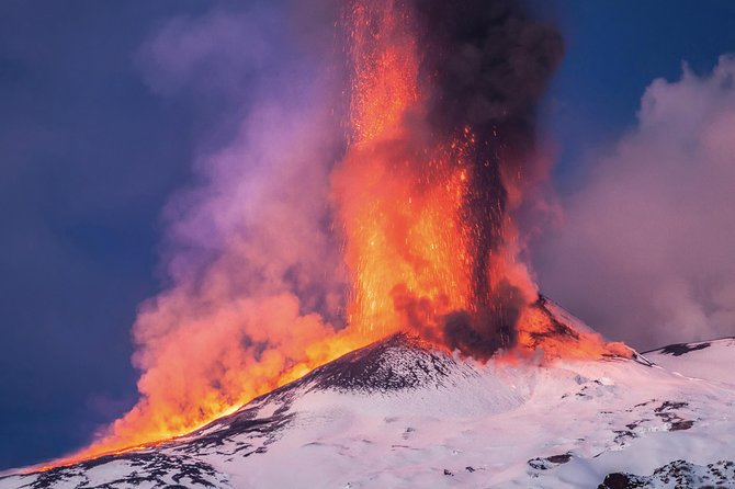 Etna: Winter excursion to 3.000mt - The 2001 eruption cone and Valle del Bove