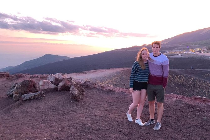 Etna2000m only to be booked by groups of 4 to 6 people. - Walking the Silvestri Craters