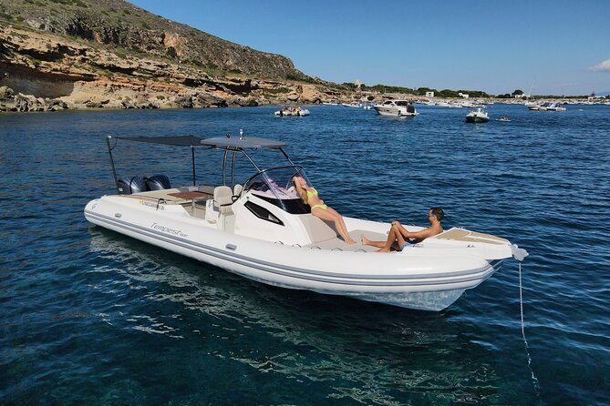 Exclusive Favignana Levanzo tour with tasting - Cala Azzurra: an easy first swim