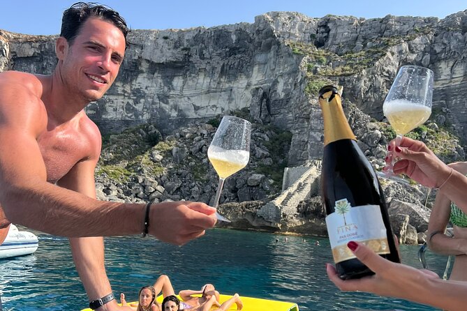 Exclusive Favignana Levanzo tour with tasting - Cala Fredda: a smaller cove with pebble shore