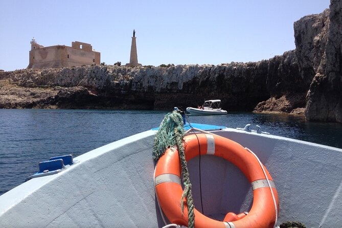 Excursion- FULL DAY - By boat Marzamemi - The people who make the day work