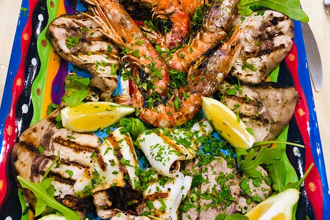 Excursion- FULL DAY - By boat Marzamemi - Starting in Marzamemi and heading south
