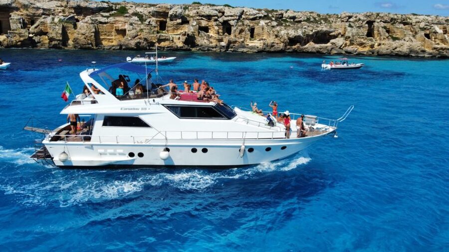 Favignana and Levanzo in relax with yacht Floen - What the crew adds to the day