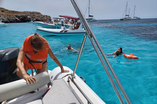Favignana and Levanzo: Island tour by rib boat from Trapani - Favignana’s Lovers’ Cave
