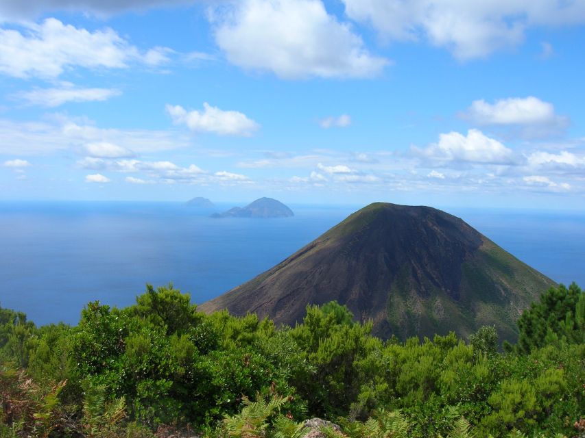 Filicudi and Alicudi boat tour from Lipari - What the Italian-only format means