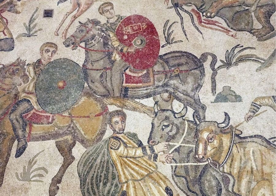 From Agrigento to Siracusa: Valley of Temples & Roman Villa - Roman luxury at the Villa of Casale