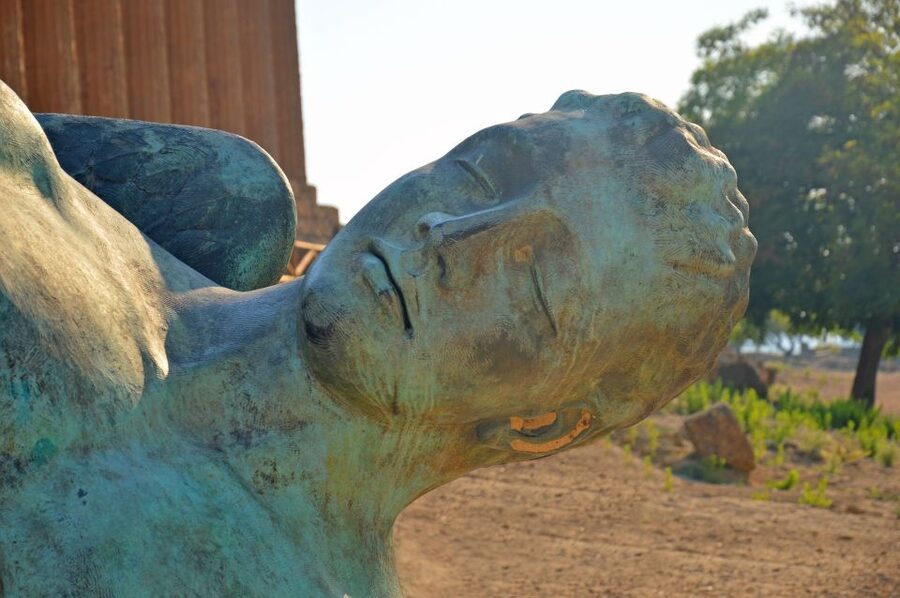 From Catania: Agrigento and Piazza Armerina Audioguide Tour - Walking through Agrigento’s Greek temples
