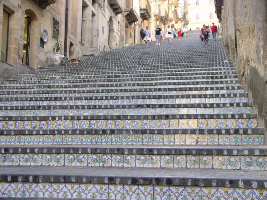 From Catania: Caltagirone & Piazza Armerina Tour with Brunch - Why the Roman villa deserves top billing