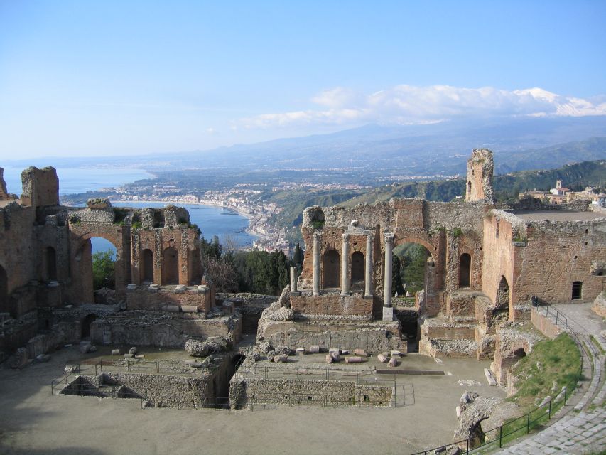 From Catania: Guided Tour of Mount Etna and Taormina - Two free hours in Taormina