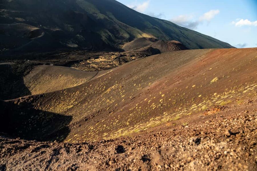 From Catania: Mount Etna Sunset Tour with Tasting and Cave - What you can and cannot see at Etna