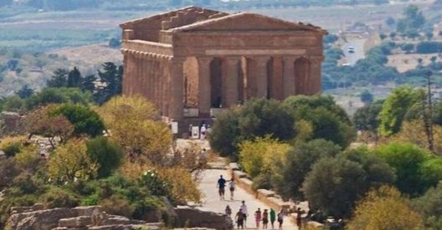 From Catania or Taormina: Agrigento and Piazza Armerina Tour - Agrigento and the Valley of the Temples