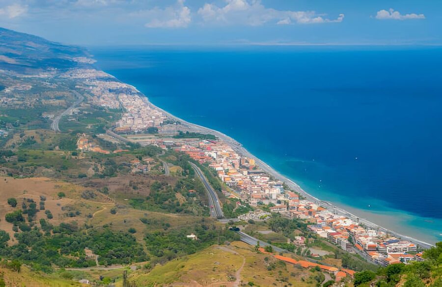 From Catania or Taormina: The Godfather Private Tour - Why these Sicilian villages work so well on screen