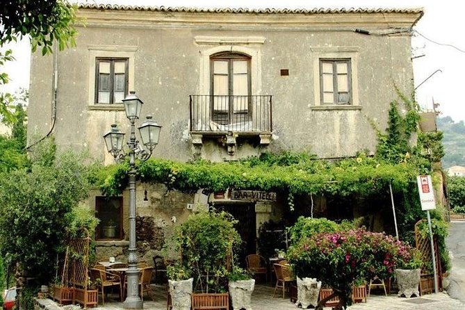 From Catania: Private/Guided Godfather with Appetizer and Pasta - Practical comfort tips for the hills