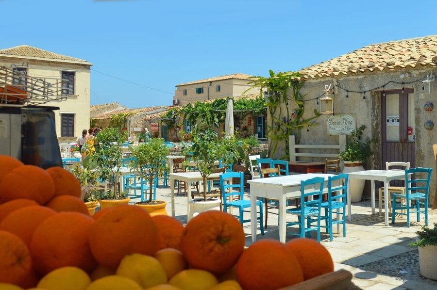 From Catania: Syracuse, Ortigia & Marzamemi Full-day Tour - What the Price Covers, and What It Does Not
