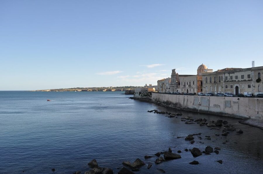 From Catania: Syracuse, Ortygia, and Noto Tour - Who should book this Catania excursion?