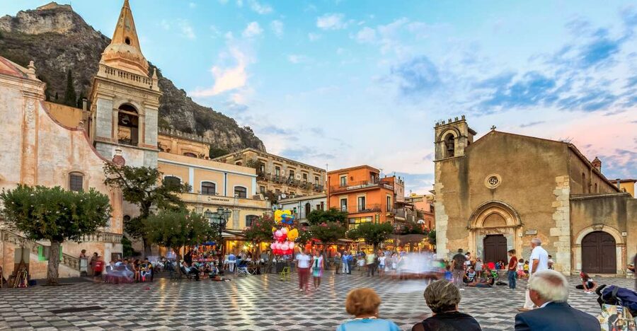From Catania: Taormina, Isola Bella, and Castelmola Day Trip - Key points at a glance