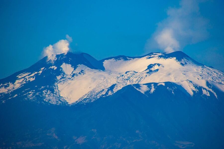 From Catania/Taormina: Mount Etna Private Wine Tasting Tour - What the $457.34 group price buys