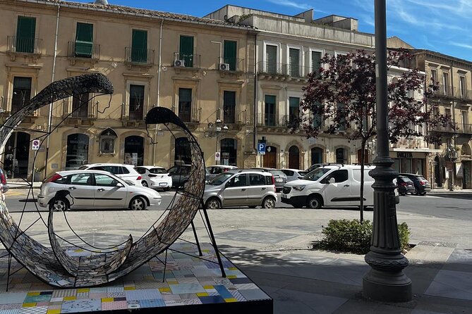 From Catania: Tour to Caltagirone & Piazza Armerina with lunch - What the guide does, and what you do yourself
