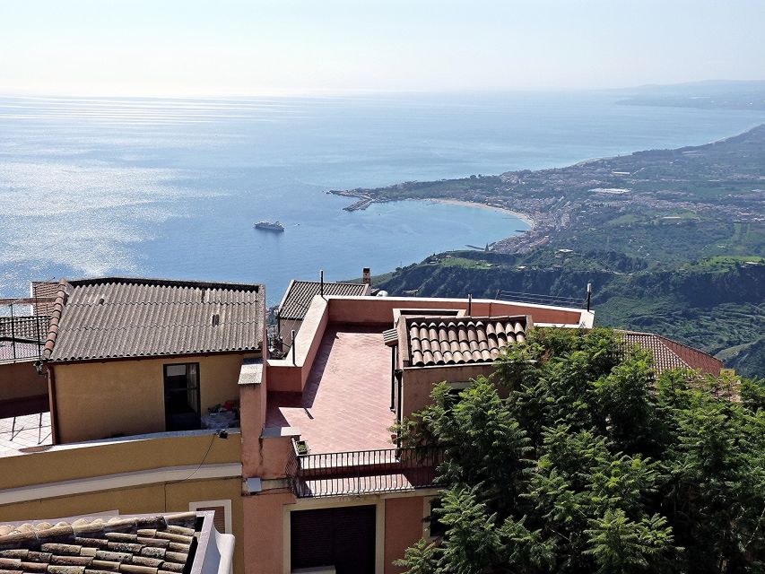 From Catania: White Lotus tour Taormina, Castelmola & Naxos - Leaving Catania in a small minivan