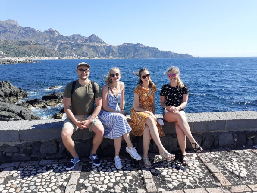 From Catania: White Lotus tour Taormina, Castelmola & Naxos - The White Lotus connection and Isola Bella