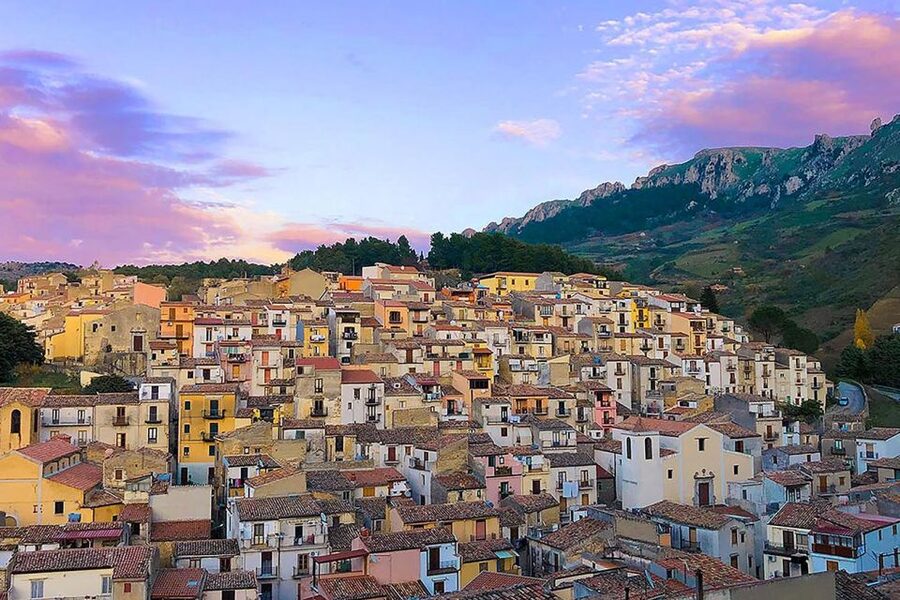 From Cefalù: Authentic Sicilian Villages and Happy Hour - Gratteri at 657 meters above the Tyrrhenian coast