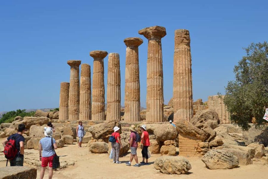 From Cefalù: Guided Tour to Agrigento Valley of the Temples - The coach ride across Sicily