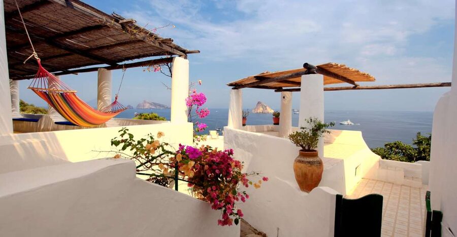 From Cefalù: Salina, Panarea, Stromboli Tour with Boat Ride - Why this Aeolian Islands day trip is worth considering