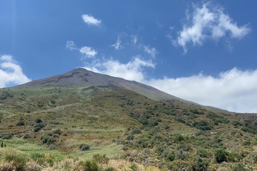 From Lipari: Panarea and Stromboli Cruise with Stops - Leaving Lipari past the pumice quarries