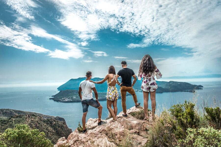 From Milazzo: Lipari and Vulcano Day Trip - The return cruise around Vulcano