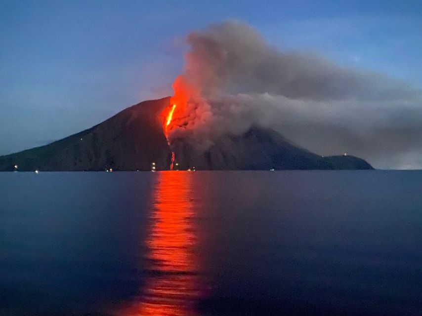 From Milazzo: Panarea and Stromboli sunset cruise - Milazzo to the Aeolian Islands by motorboat