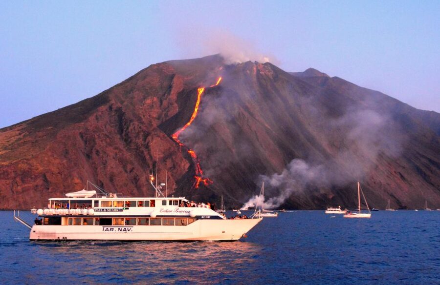 From Milazzo: Panarea and Stromboli sunset cruise - Who will enjoy this day most