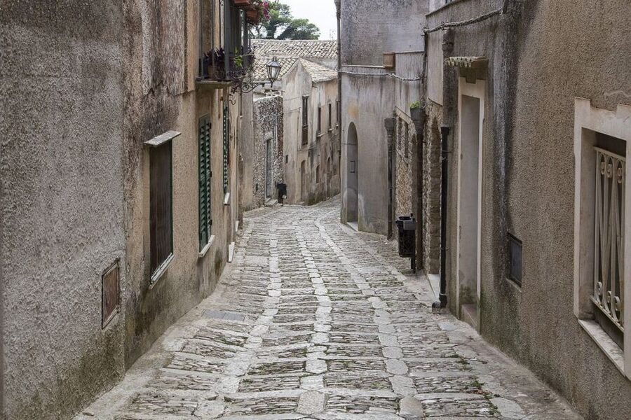 From Palermo: Erice, Salt Pans, and Segesta Day Trip - Practical advice for making the day easier