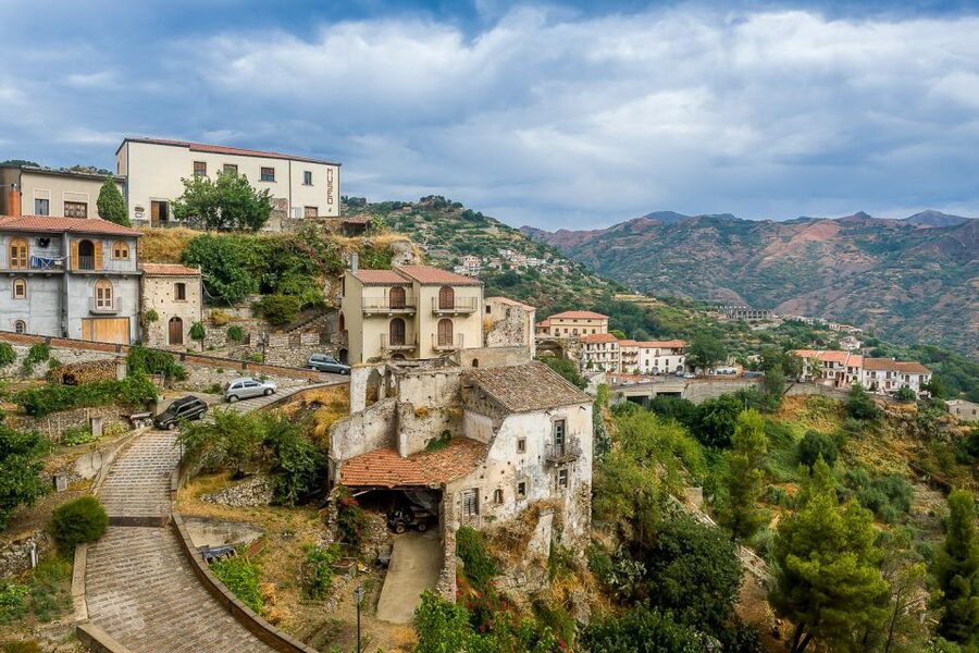 From Palermo: Half-Day Corleone Excursion - The Palermo meeting point and the road inland