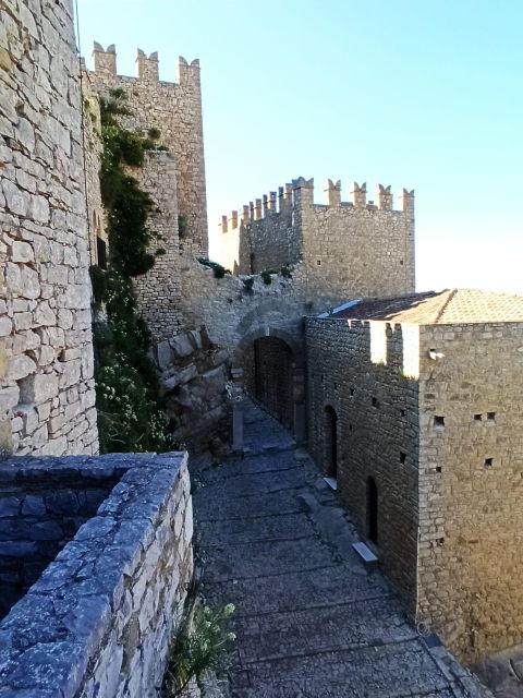 From Palermo: Medieval castle tour of Caccamo and Cefalù. - Why combine Cefalù and Caccamo?