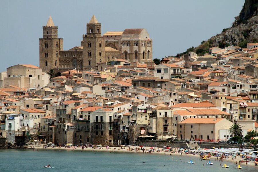 From Palermo: Monreale and Cefalù Half-Day Trip - How much guiding should you expect?