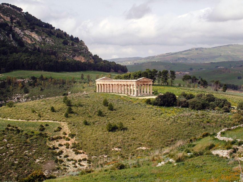 From Palermo: Segesta Archaeological Park Transfer - Meeting at Piazza Verdi 59