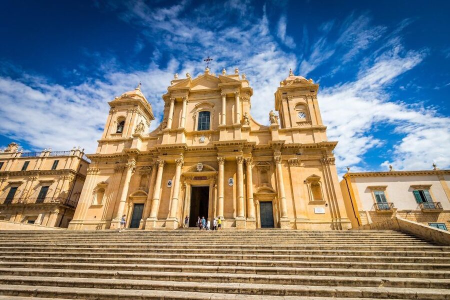 From Syracuse: Car/Minivan Tour to Noto, Ragusa and Modica - What transport-only really means