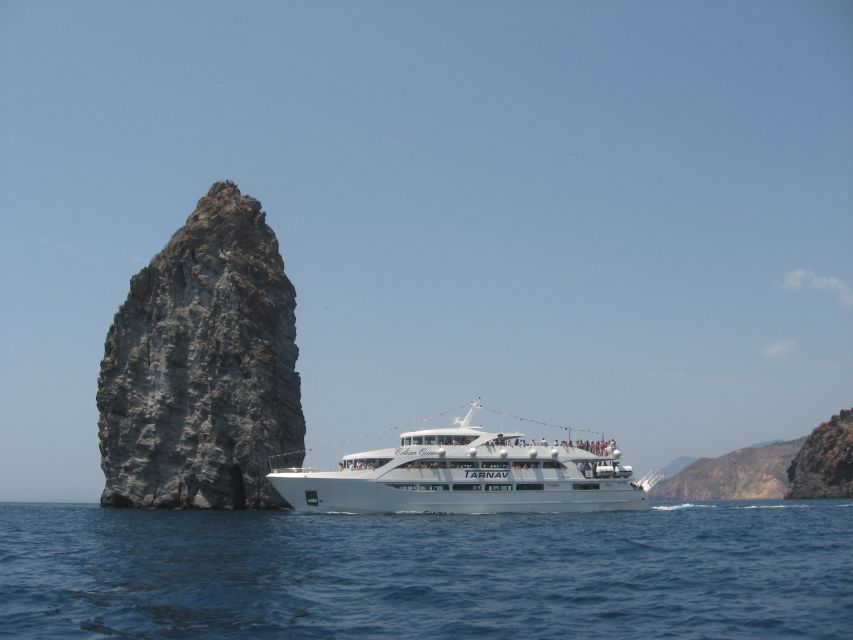 From Taormina: Lipari and Vulcano Mini Cruise Aeolian Tour - Who will enjoy this day most