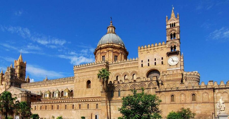 From Taormina: Palermo and Cefalù Day Trip - Palermo’s Arab-Norman center in two hours