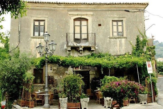 From Taormina: Private/Guided Godfather with appetizer and Pasta - Forza d’Agro and the older Sicilian setting