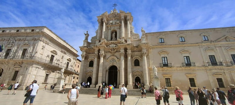 From Taormina: Syracuse and Noto Guided Day Trip by Bus - Noto and the best Baroque walking route
