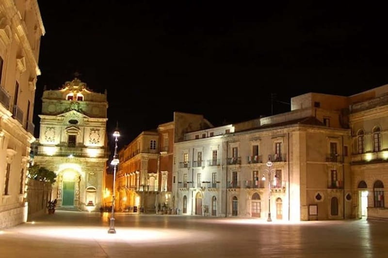 From Taormina: Syracuse Tour with lunch in Food Market - Why Ortigia makes a strong Syracuse introduction