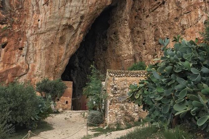 From the Mountain to the Sea:Erice and the Reserve of Monte Cofano - Trapani: the final stop before Palermo