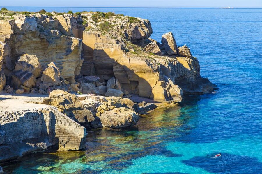 From Trapani: Cruise to Favignana and Levanzo with lunch - Levanzo: a smaller, quieter second island